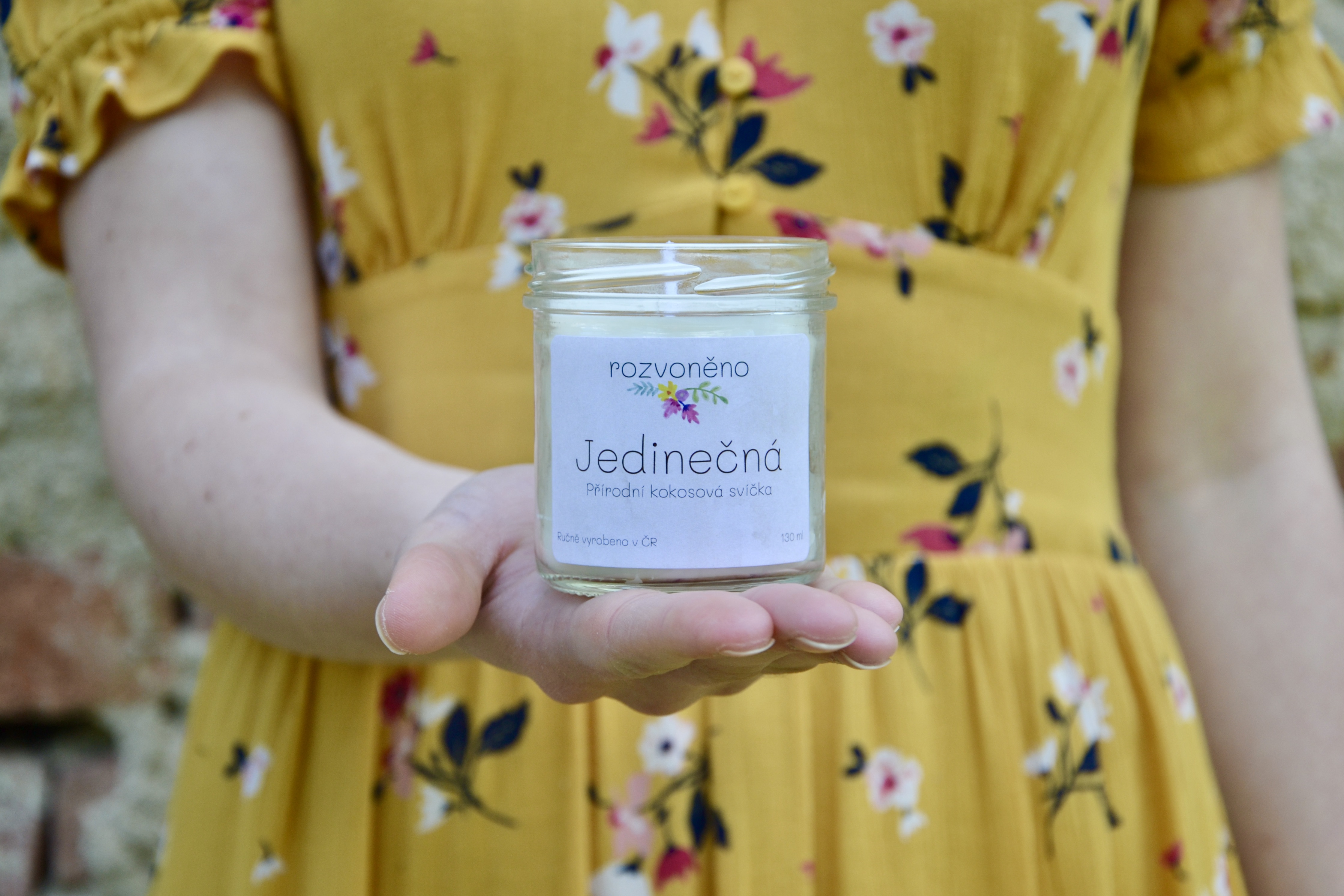 Jedinečná - přírodní kokosová svíčka bez aromatizace