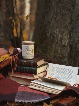 Přejeme krásný víkend plný odpočinku s Vaší oblíbenou vůní. 😍 Na našem e-shopu teď dlouhodobě vede Zimní nálada s...